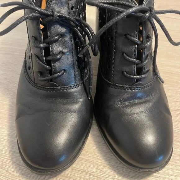 Patricia Nash Parma Heeled Oxford - Picture 3 of 12